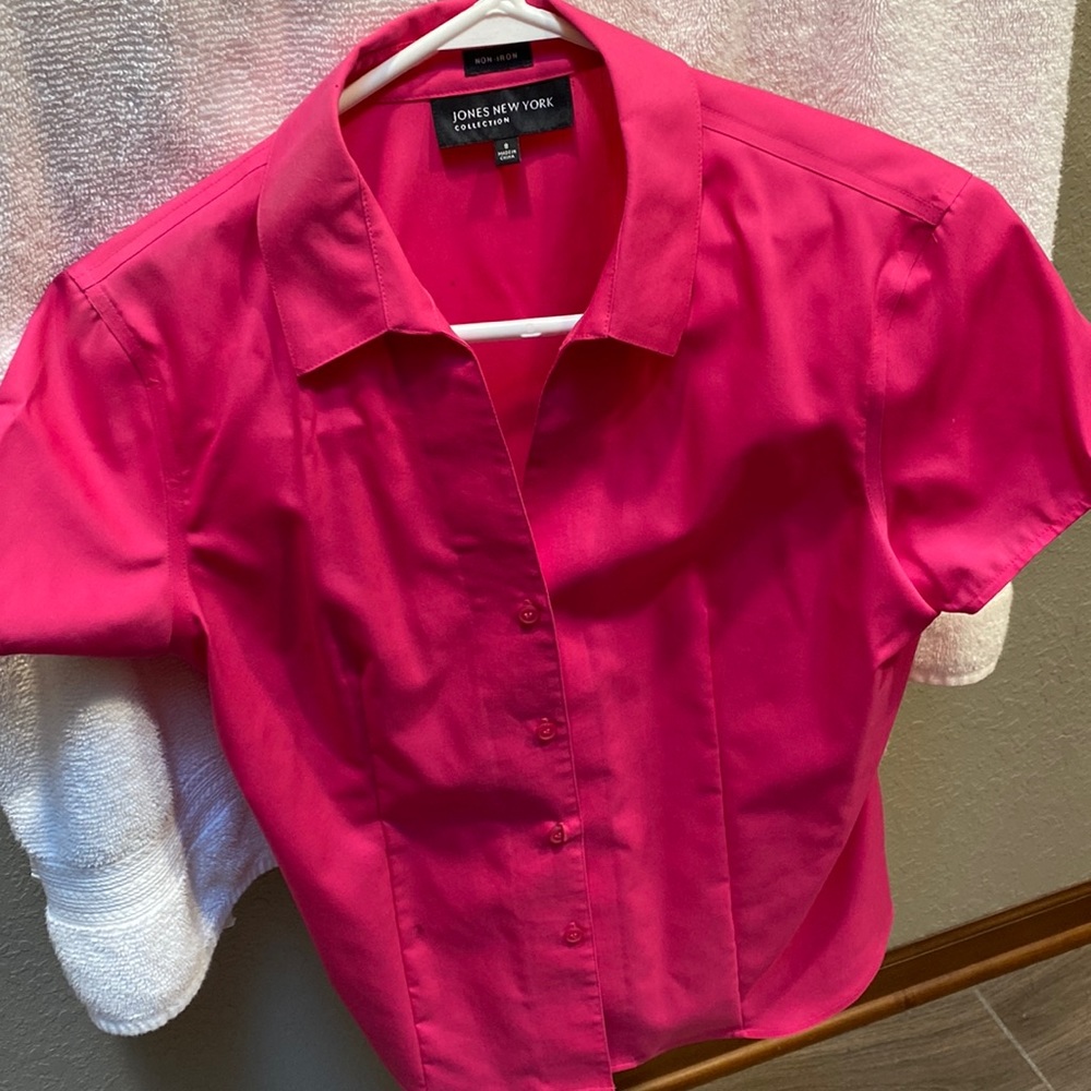 Jones New York Collection Non-Iron Short-Sleeve Button Down Blouse Pink Size: 8